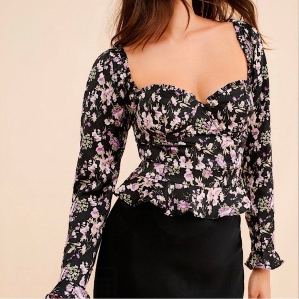 ASTR the Label Floral Sweetheart Peplum Top Black Blue AT17195 Medium NWOT